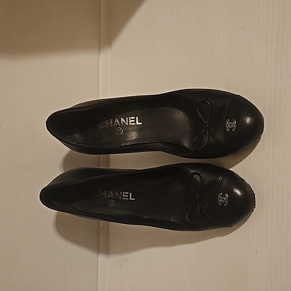 Chanel Black Leather Pumps Heels with Bow size 39